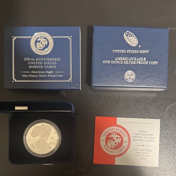 United States Marine Corps Silver Proof Coin - Picture 2 of 2